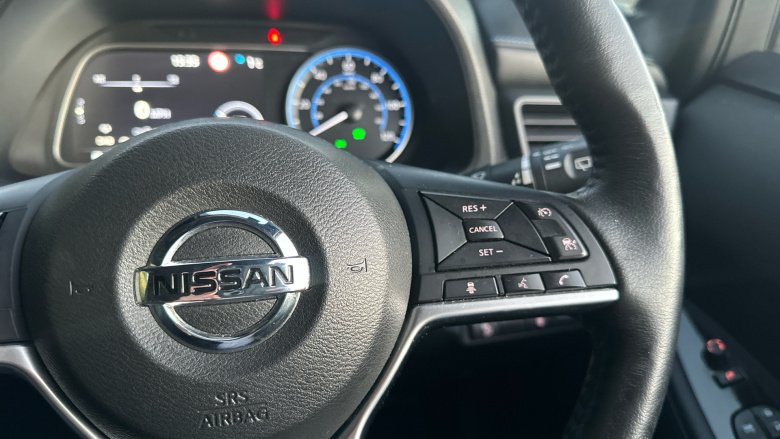 Nissan LEAF 160kW e+ N-Connecta 62kWh 5dr Auto Electric Hatchback